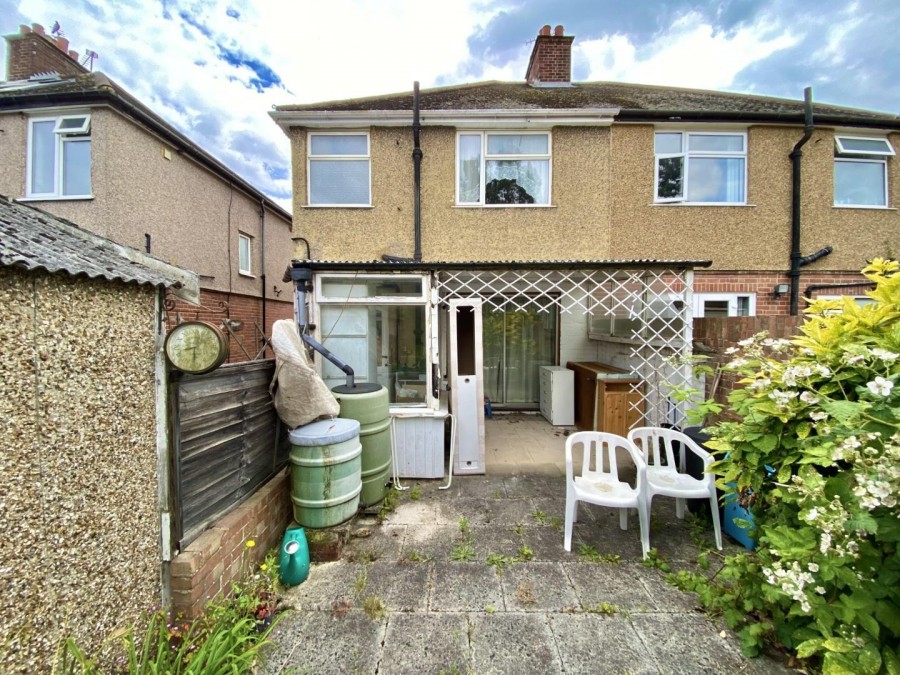 Wilmar Close, Hayes, UB4 8ET Hunters Estate Agents & Letting Agents