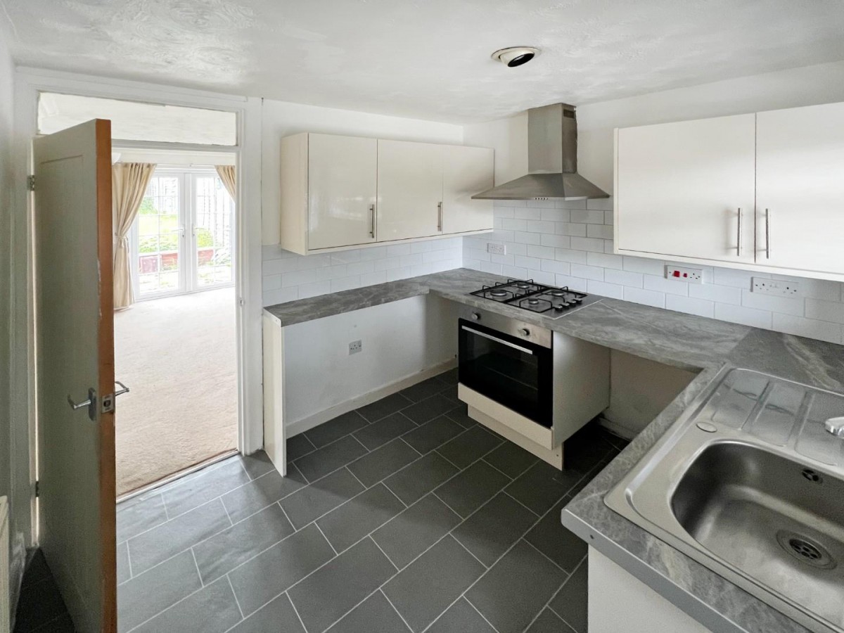 Perryfields Close, Oakenshaw,Redditch