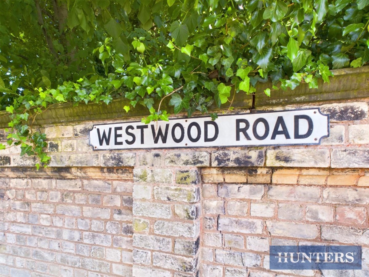 Westwood Road, Beverley, HU17 8EN