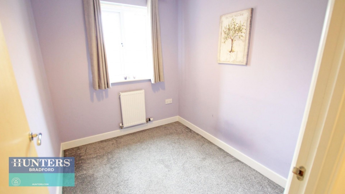 Sandhill Close Lower Grange, Bradford, West Yorkshire, BD8 0DZ - SR