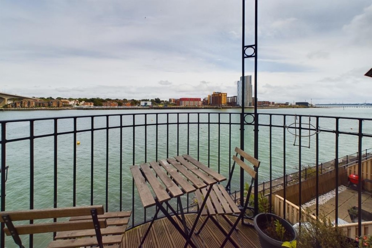 Andes Close, Ocean Village, Southampton