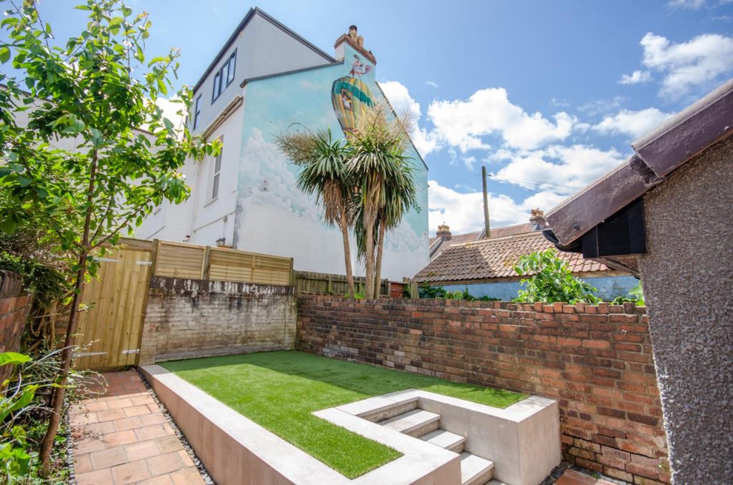 Robertson Road, Greenbank, Bristol BS5 6JT