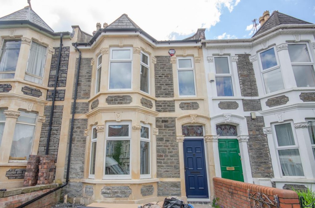Robertson Road, Greenbank, Bristol BS5 6JT