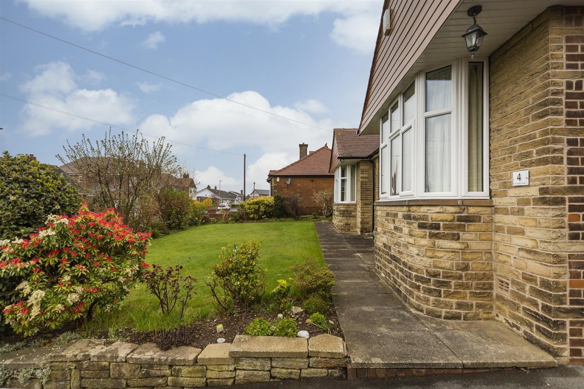 Ennerdale Road, Hanging Heaton Dewsbury, West Yorkshire