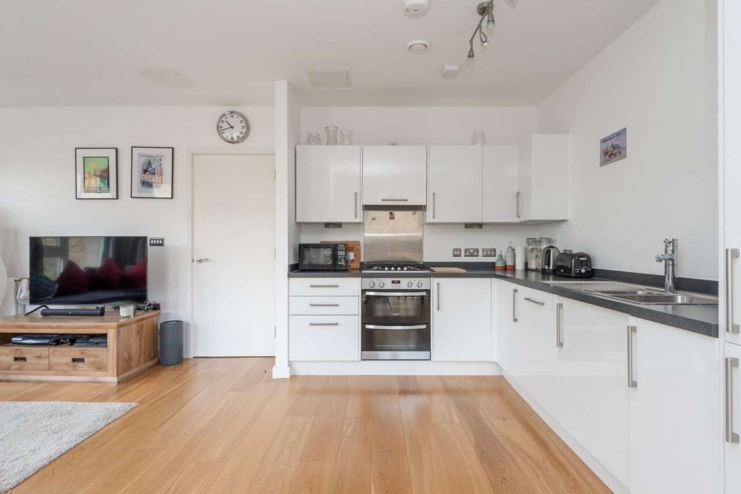 Saw Mill Way, London, N16