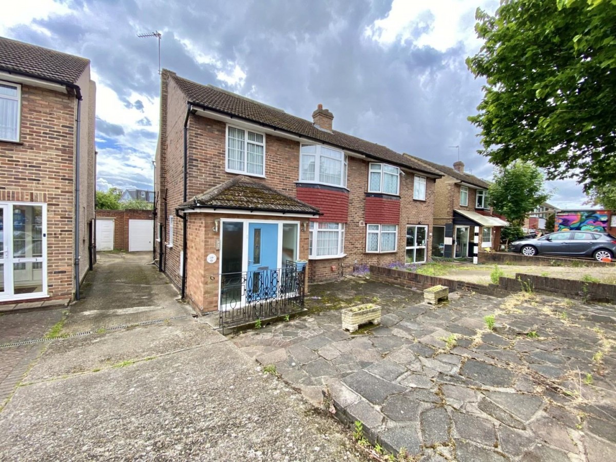 Kingshill Avenue, Hayes, UB4 8BP