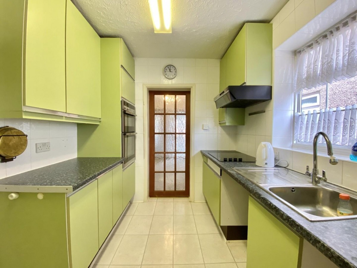 Kingshill Avenue, Hayes, UB4 8BP