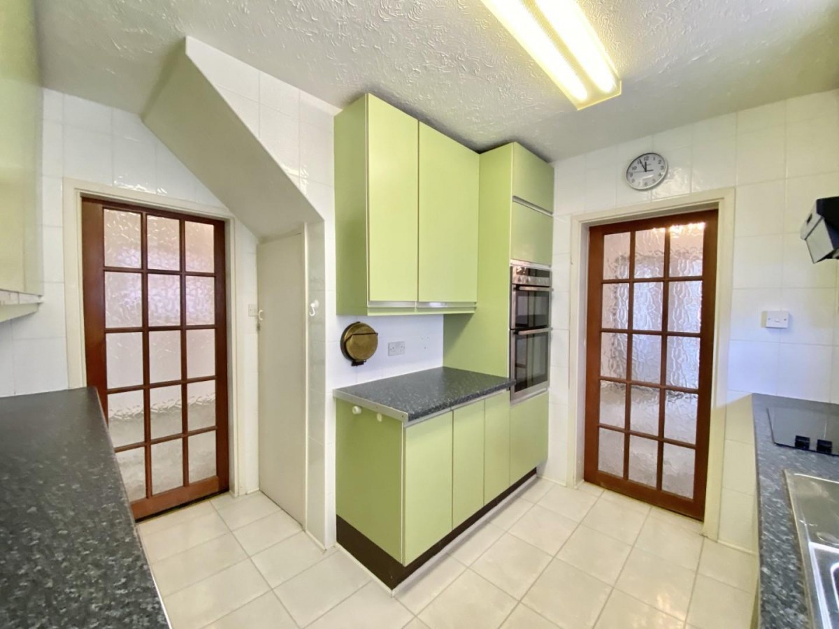 Kingshill Avenue, Hayes, UB4 8BP