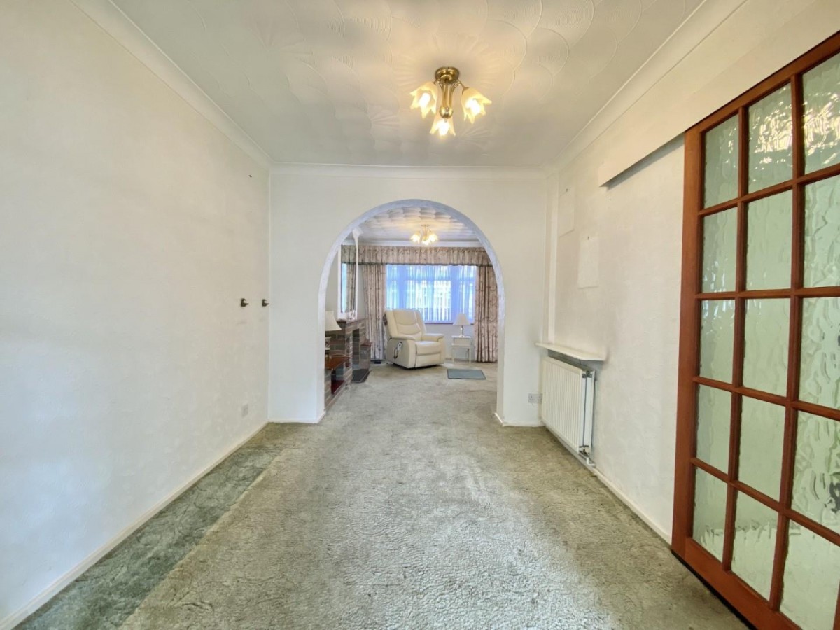 Kingshill Avenue, Hayes, UB4 8BP