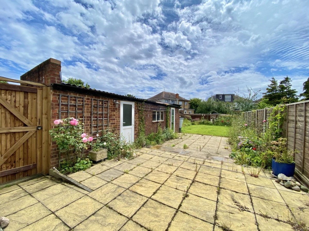 Kingshill Avenue, Hayes, UB4 8BP