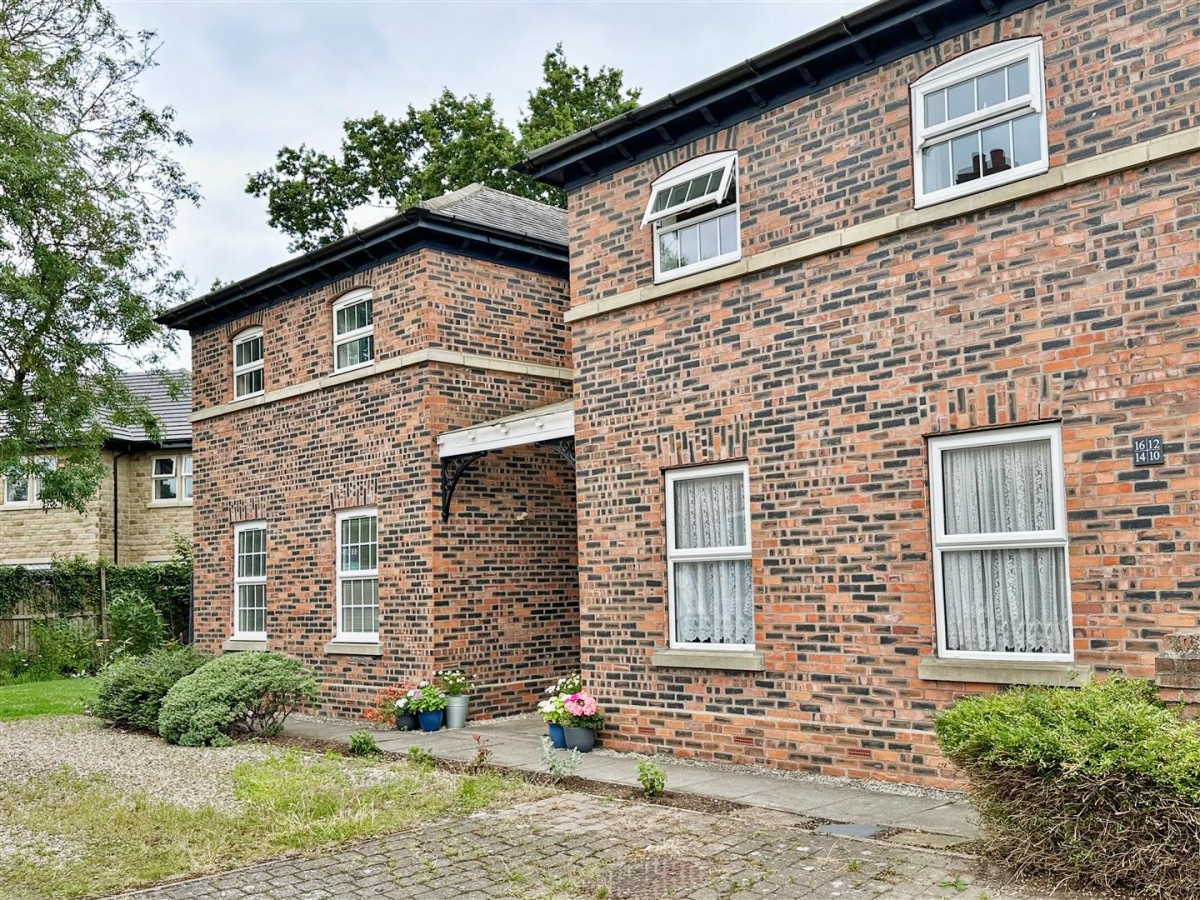 Station Square, Strensall, York