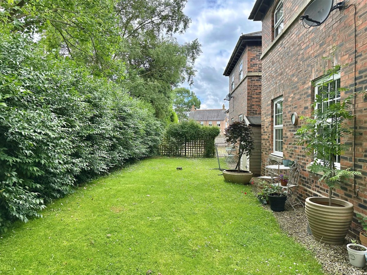 Station Square, Strensall, York