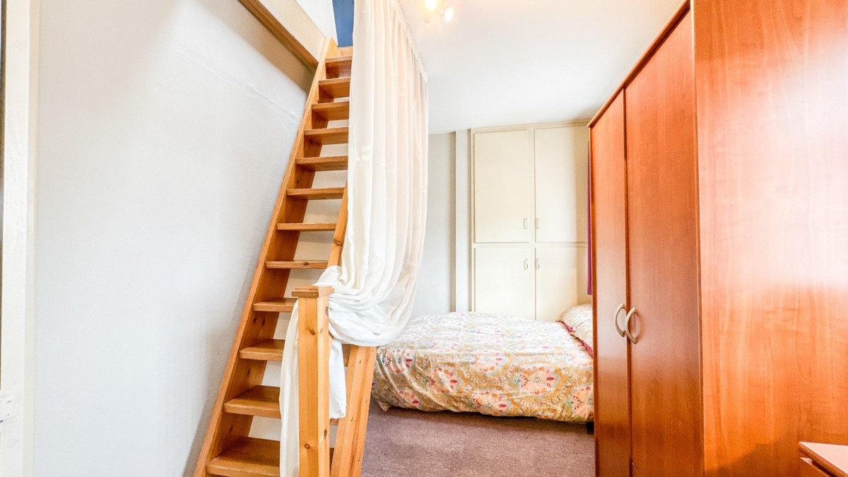 Leinster Avenue, Knowle, Bristol, BS4