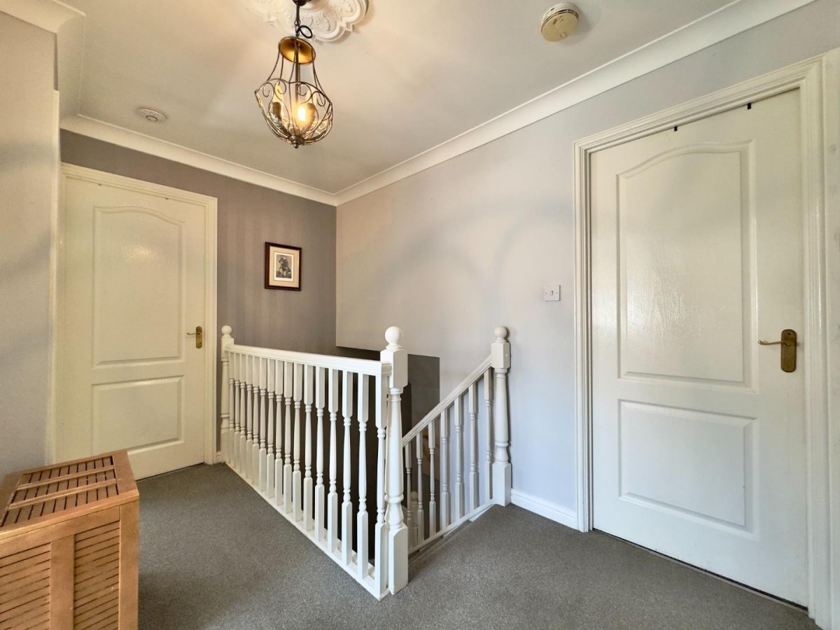 Dovebush Way , Barnsley, S75 1QE