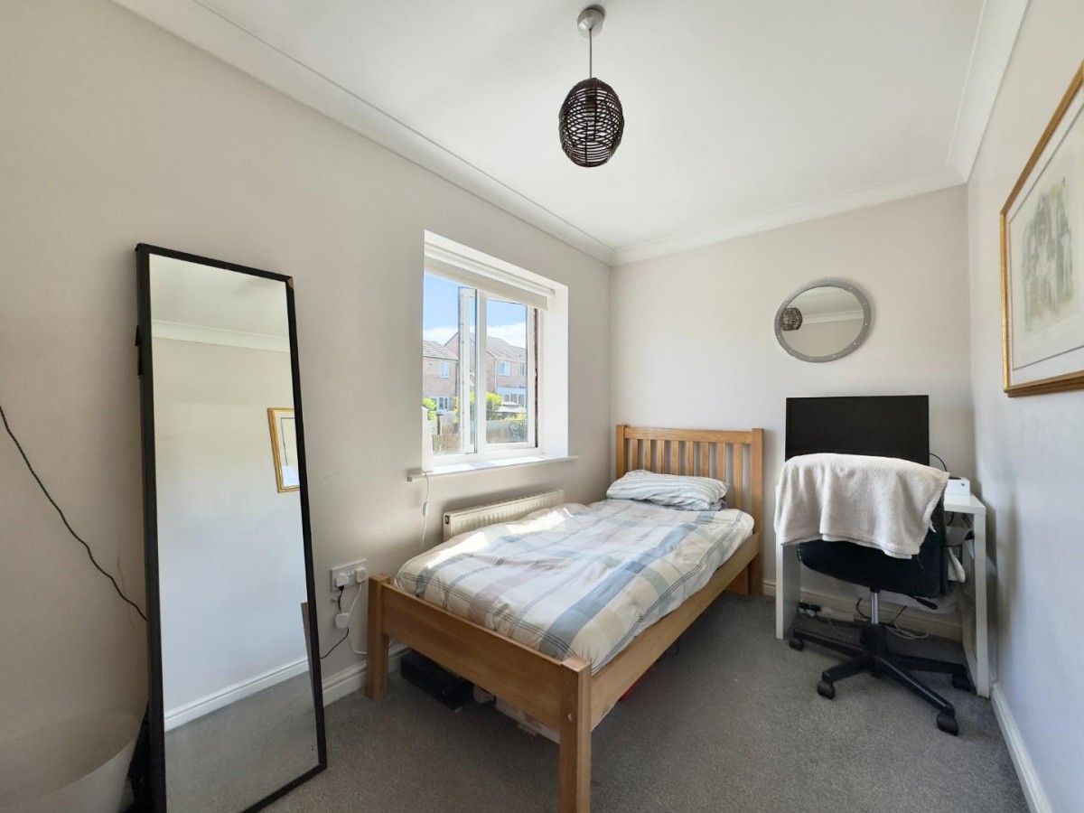 Dovebush Way , Barnsley, S75 1QE