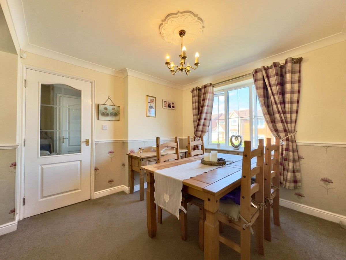 Dovebush Way , Barnsley, S75 1QE