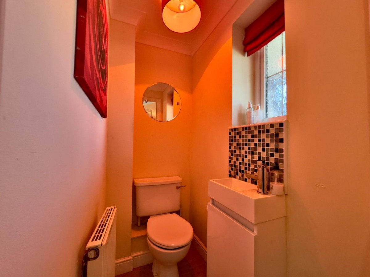 Dovebush Way , Barnsley, S75 1QE