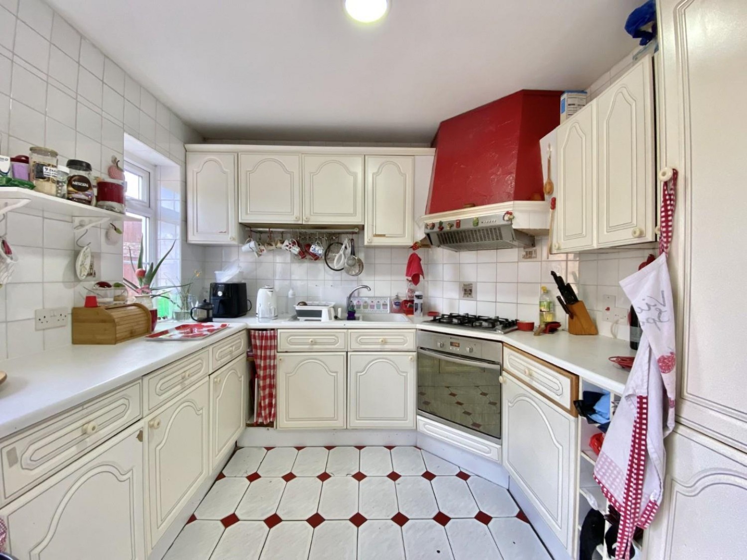 Goulds Green, Uxbridge, UB8 3DG