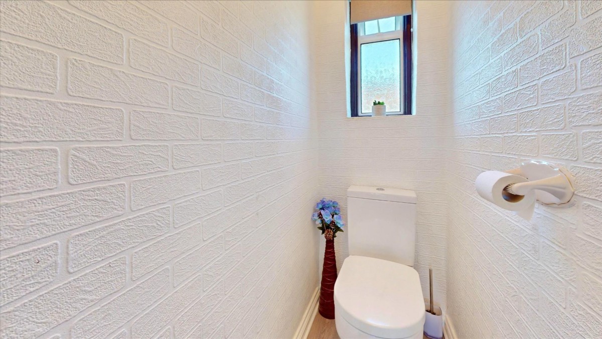 Grosvenor Road, Dagenham, RM8