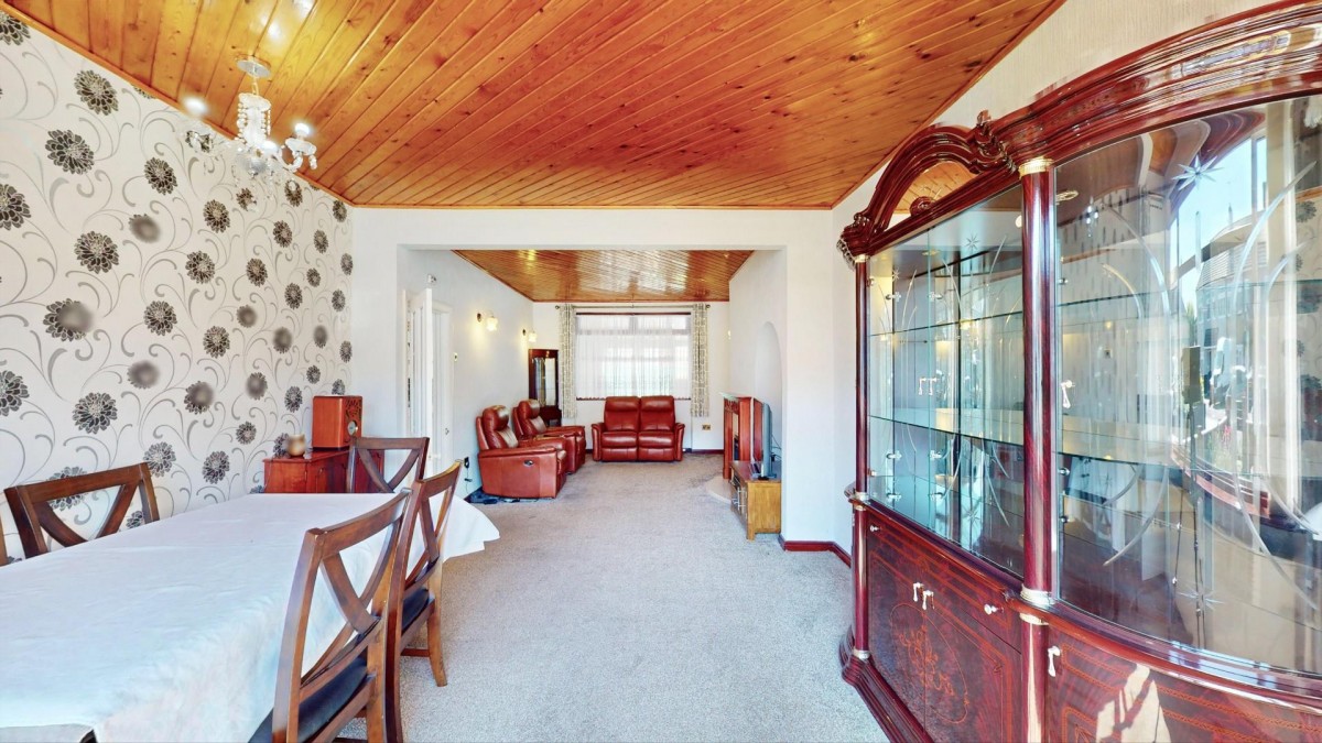 Grosvenor Road, Dagenham, RM8