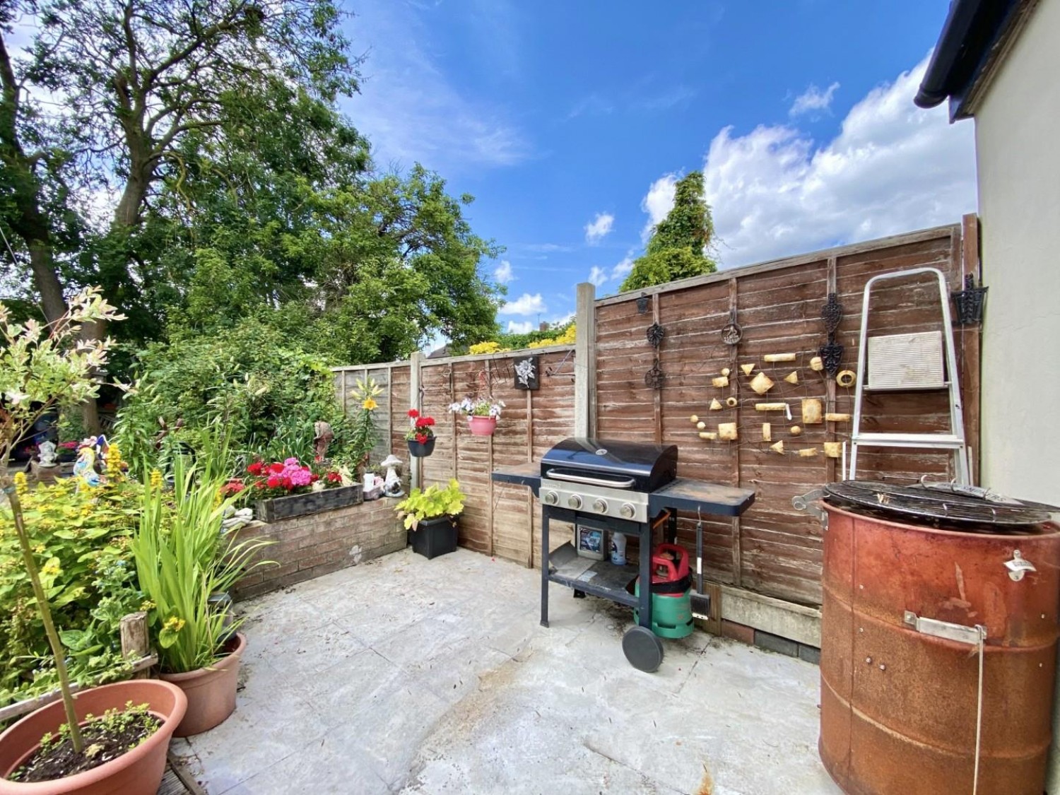 Dudley Drive, Ruislip, HA4 6QN