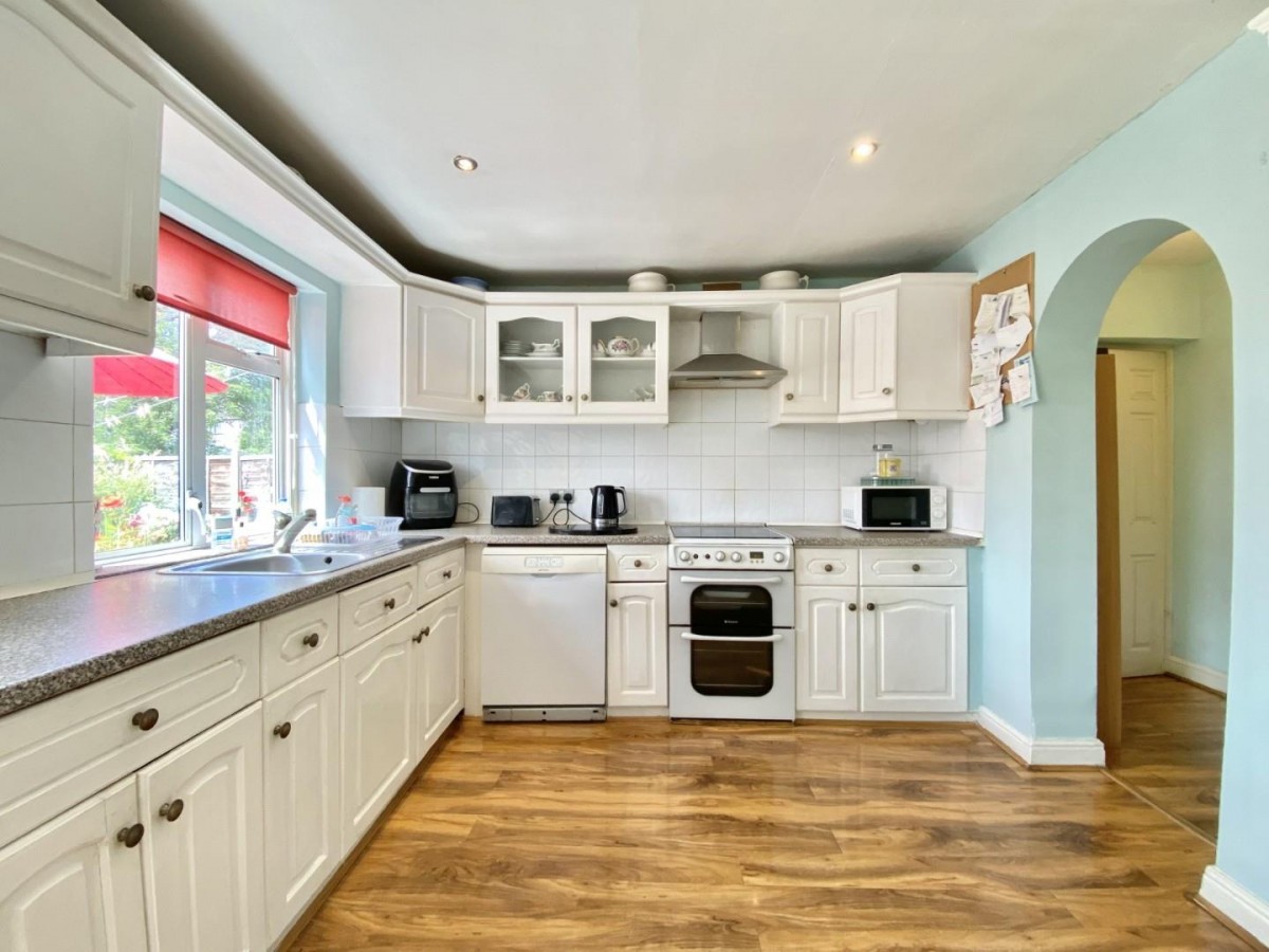 Dudley Drive, Ruislip, HA4 6QN