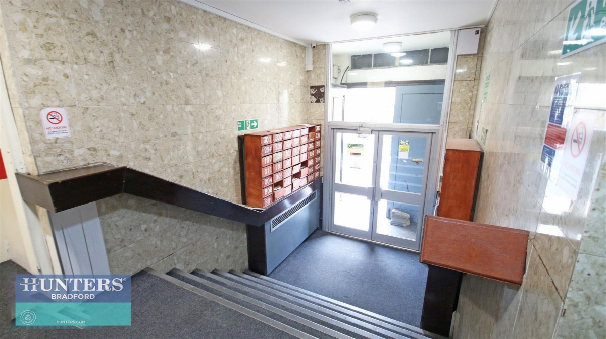 003, Cheapside Chambers, Manor Row Bradford, West Yorkshire, BD1 4HP