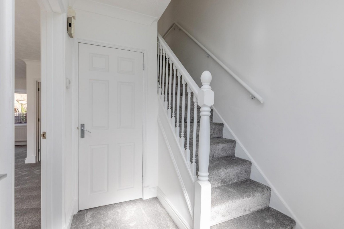 Courville Close, Alveston, Bristol