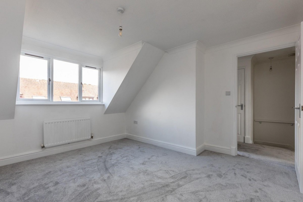 Courville Close, Alveston, Bristol