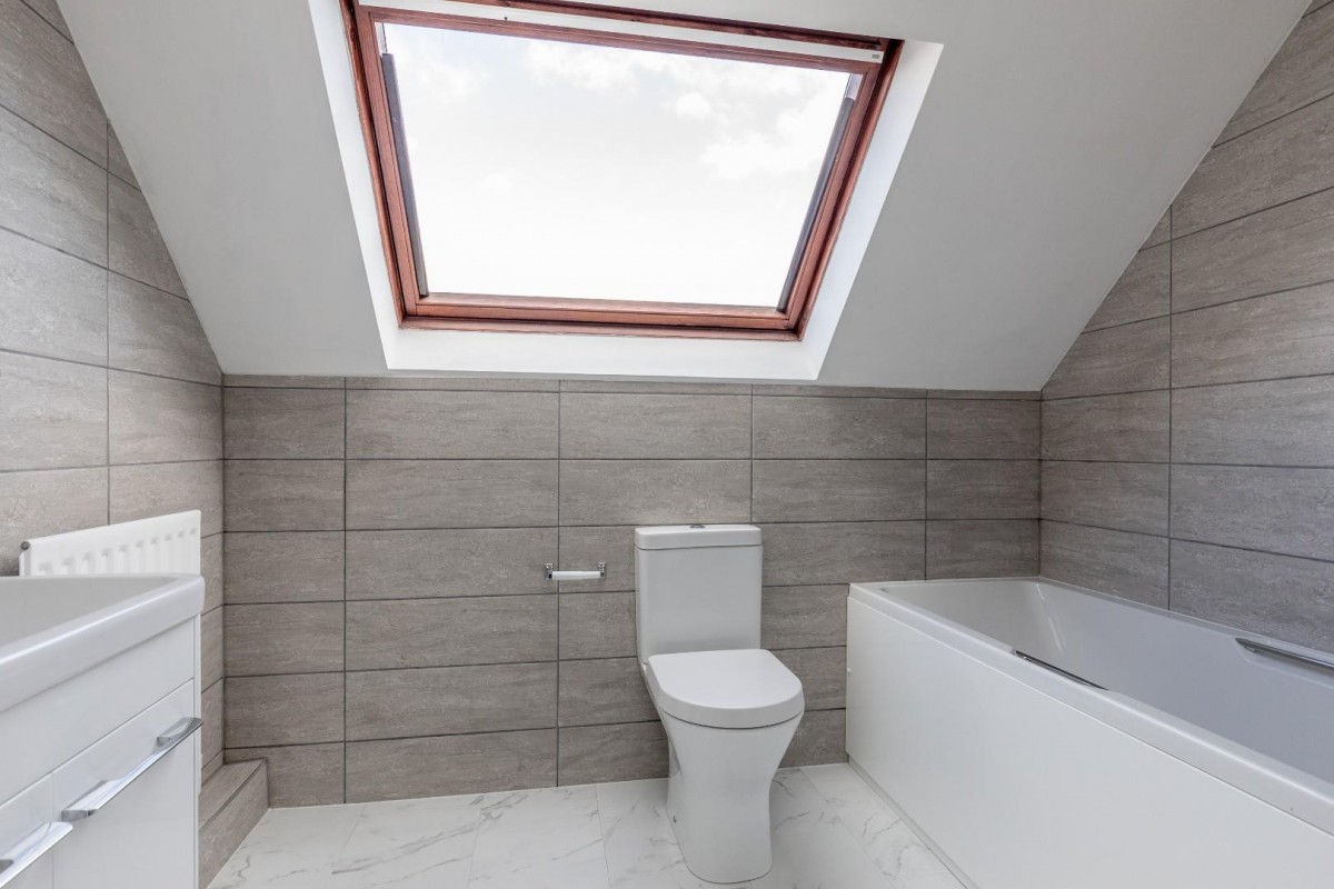 Courville Close, Alveston, Bristol