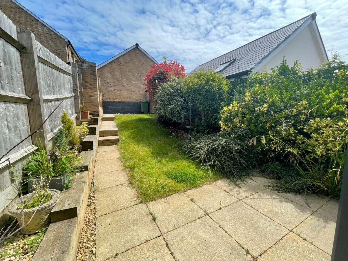 Haddrell Close, Dursley