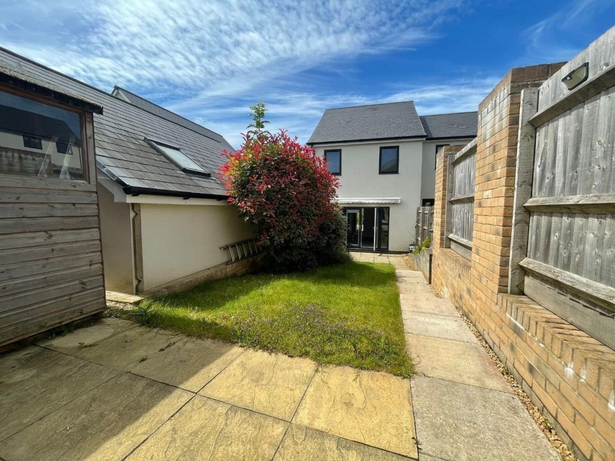 Haddrell Close, Dursley