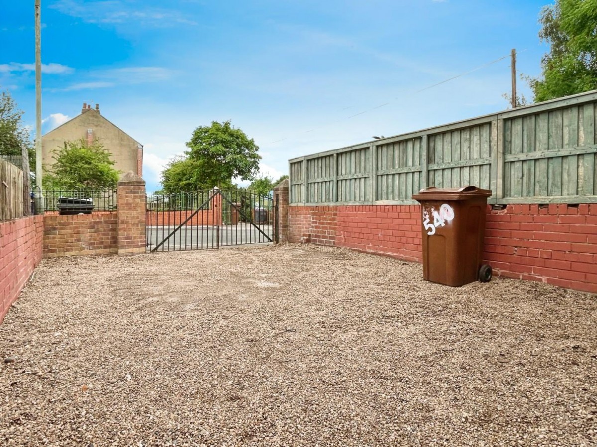 Burton Road, Monk Bretton, Barnsley, S71 5RU