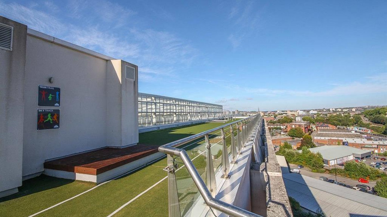 2 bedroom Flat for sale in Airpoint, Skypark Road, Bedminster, Bristol, BS3