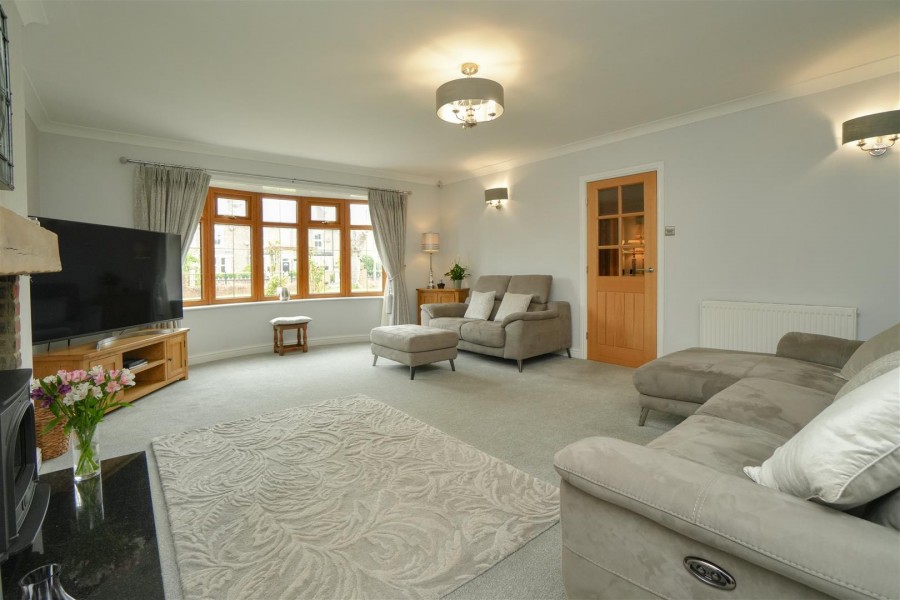 Carlton Road, Carlton Miniott, Thirsk Hunters Estate Agents & Letting