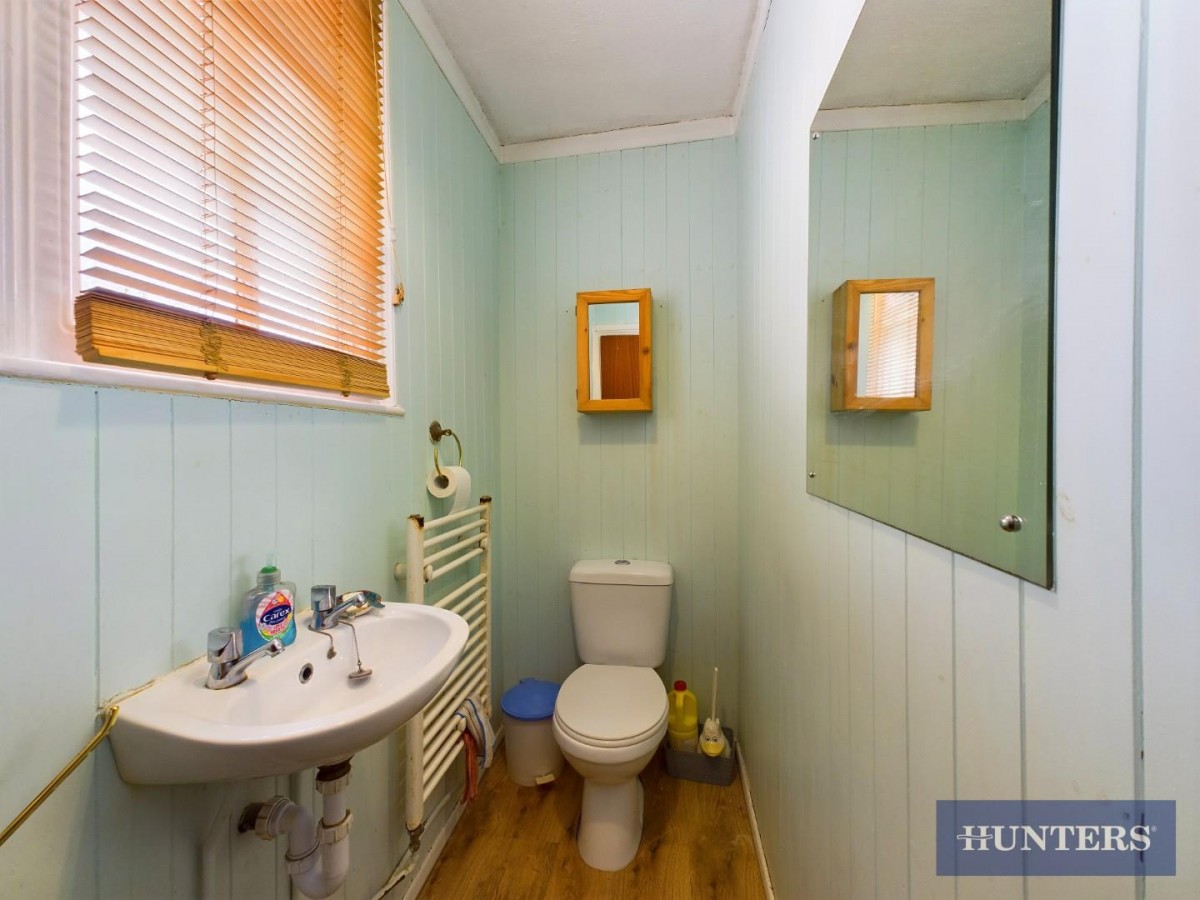 North Marine Road, Scarborough, YO12 7EY