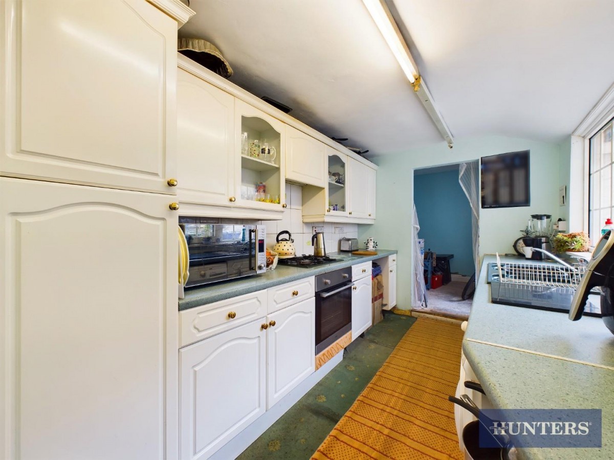 North Marine Road, Scarborough, YO12 7EY