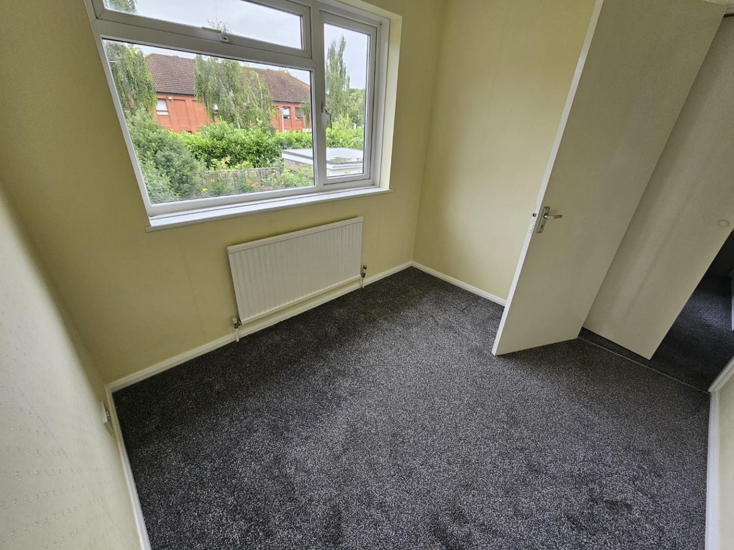 Ratcliffe Close, Uxbridge