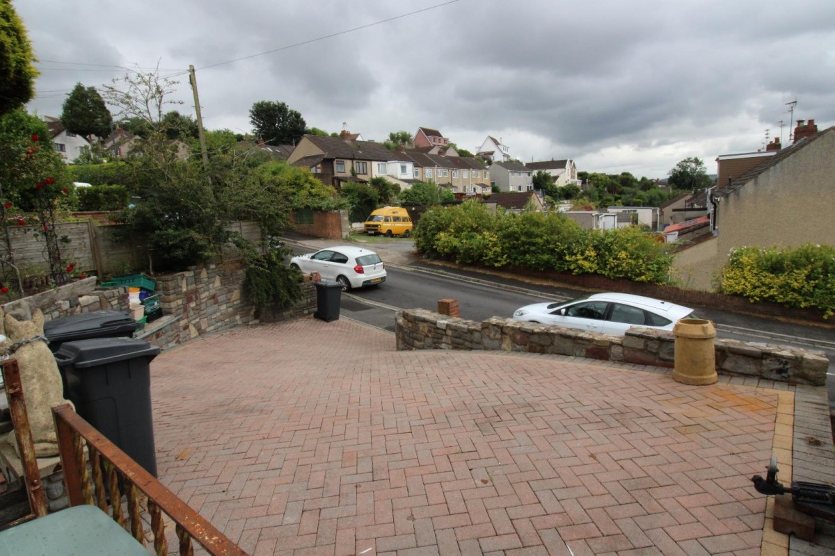 Troopers Hill Road, St George, Bristol BS5 8BU