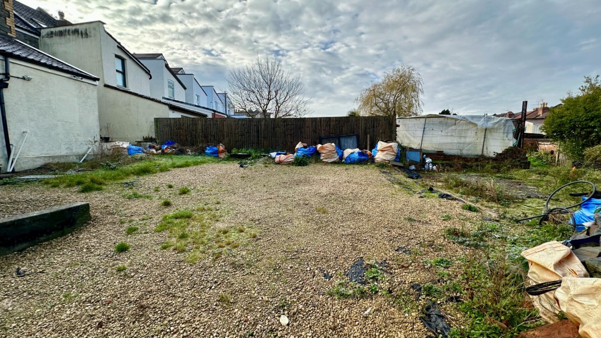 Downend Road, Fishponds