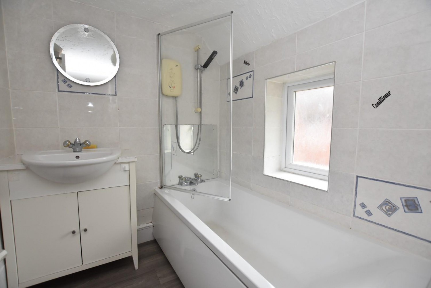 Hunloke Avenue, Chesterfield, S40 2PD