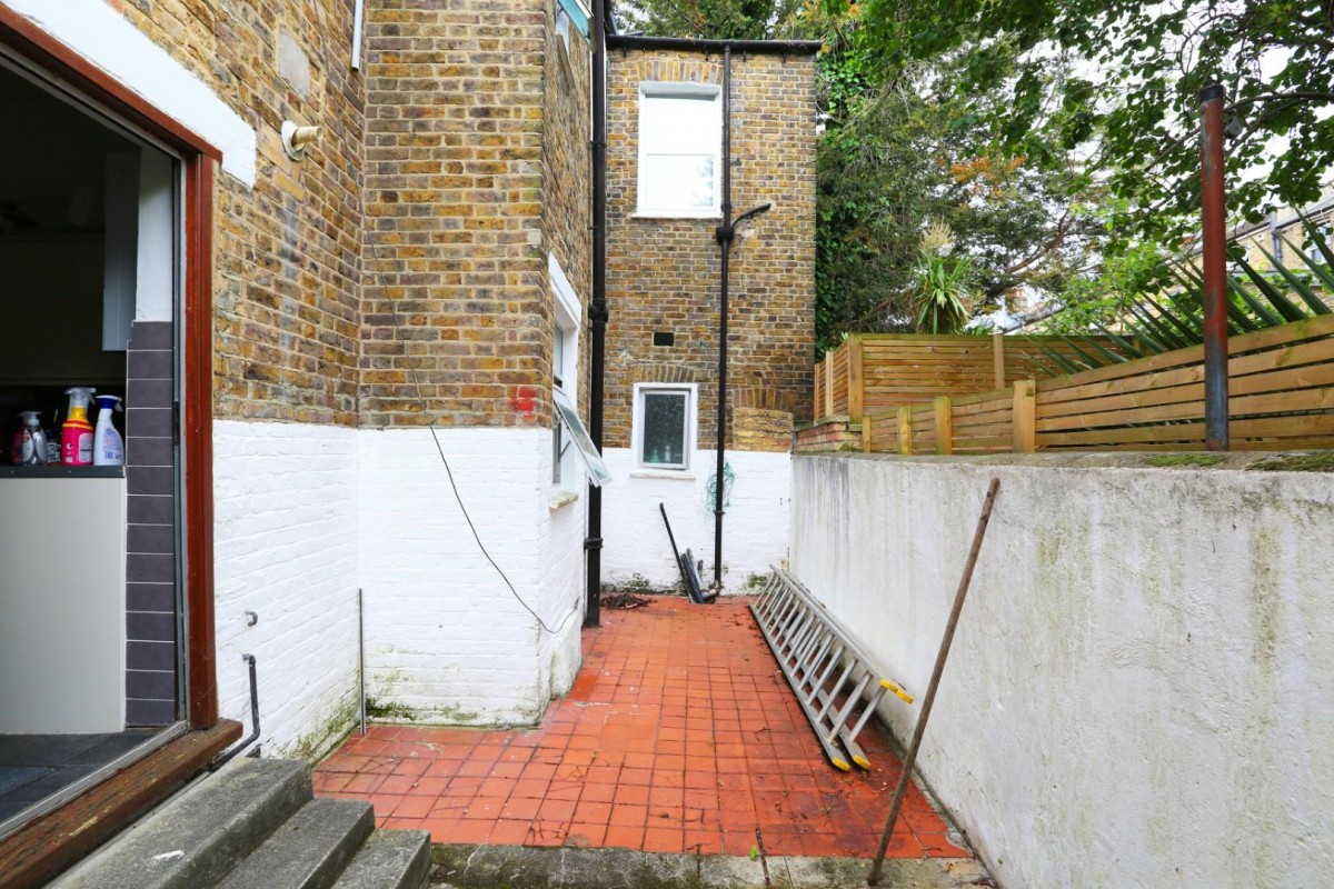 Crofton Road, London, SE5