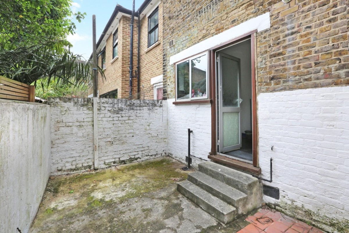 Crofton Road, London, SE5