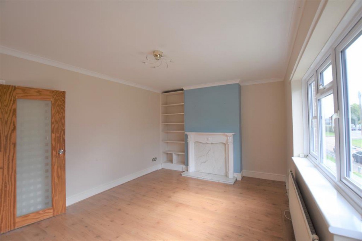 Rush Green Gardens, Romford, RM7