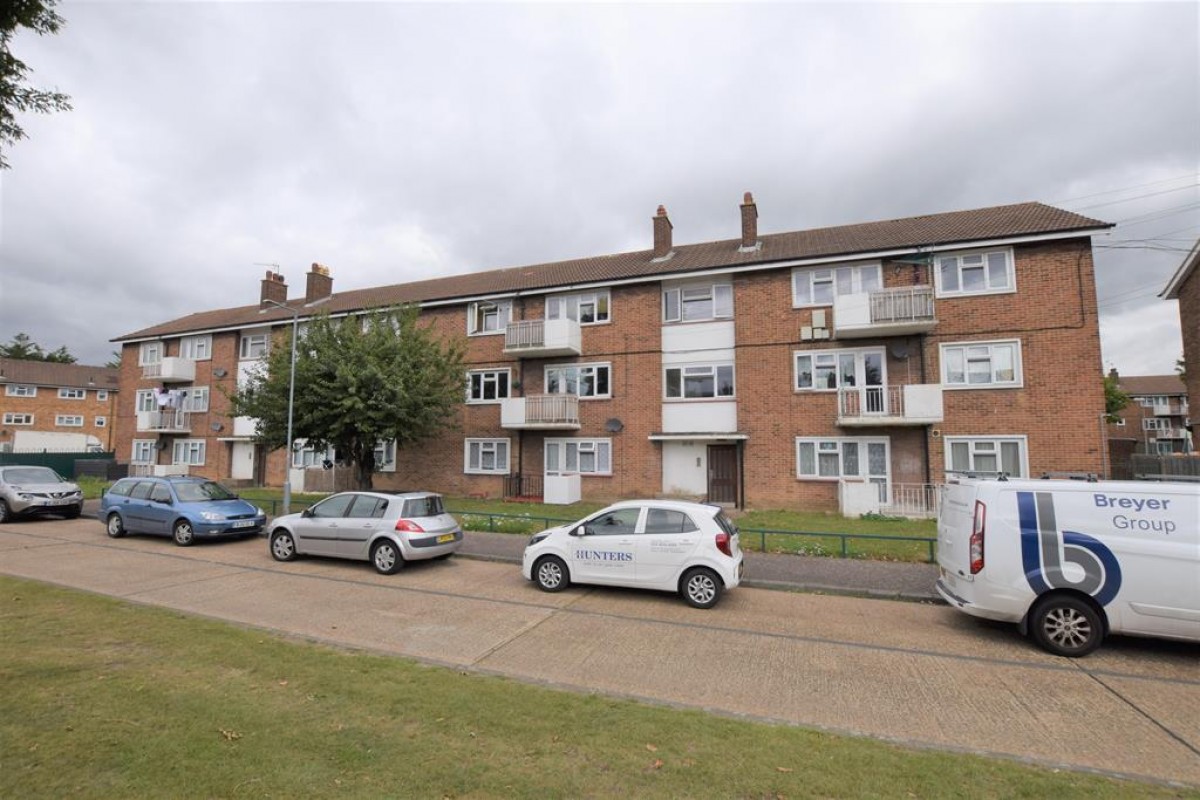 Rush Green Gardens, Romford, RM7