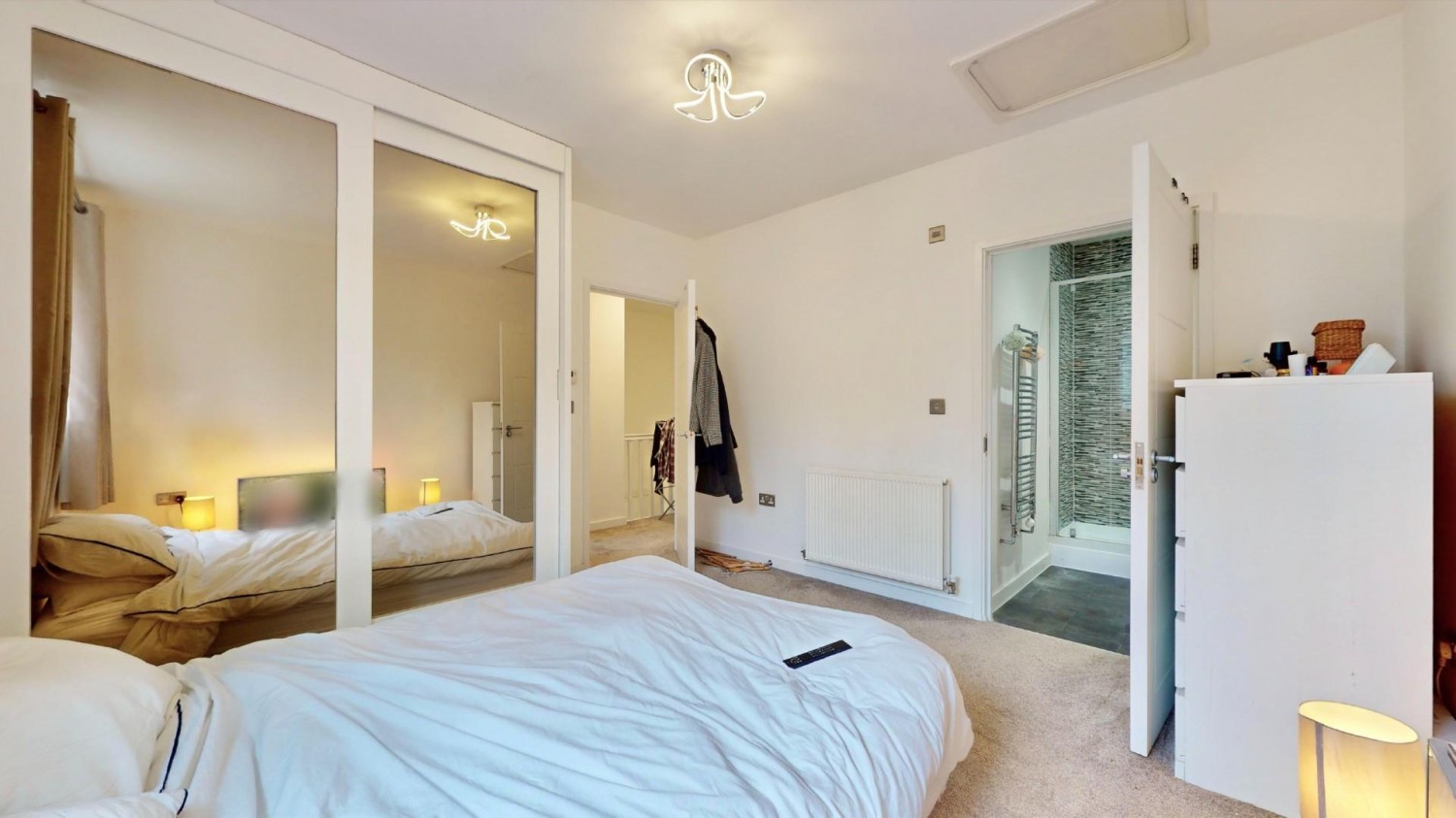 Hennessey Mews, Dagenham, RM8