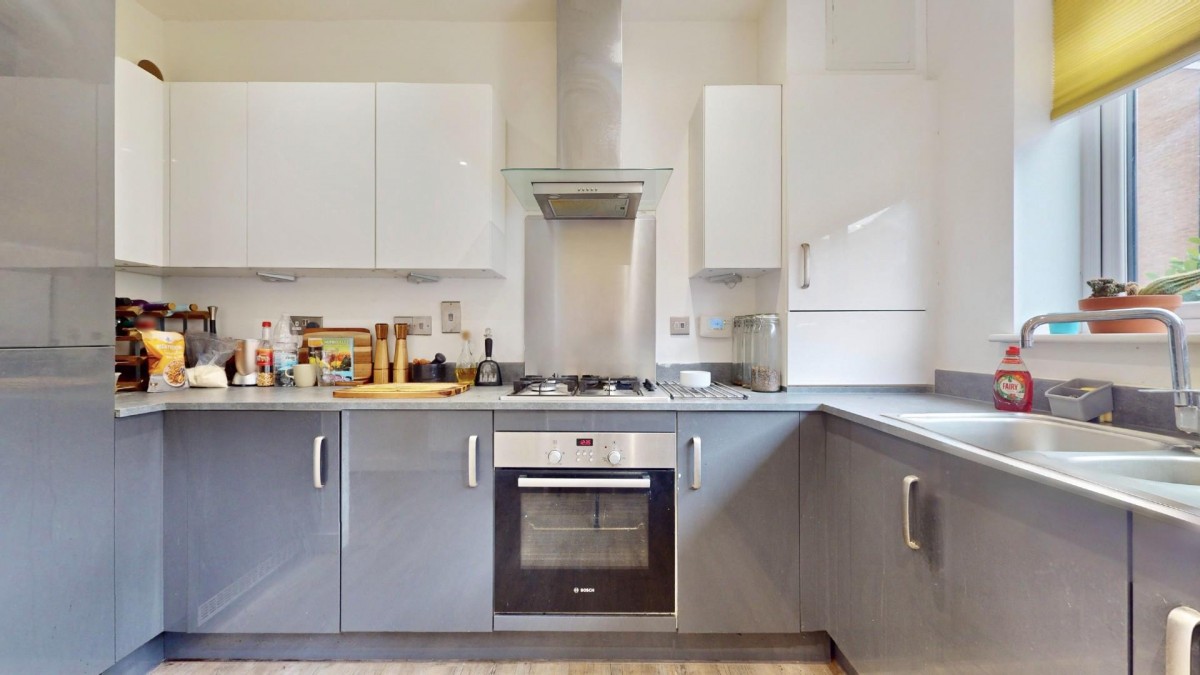 Hennessey Mews, Dagenham, RM8