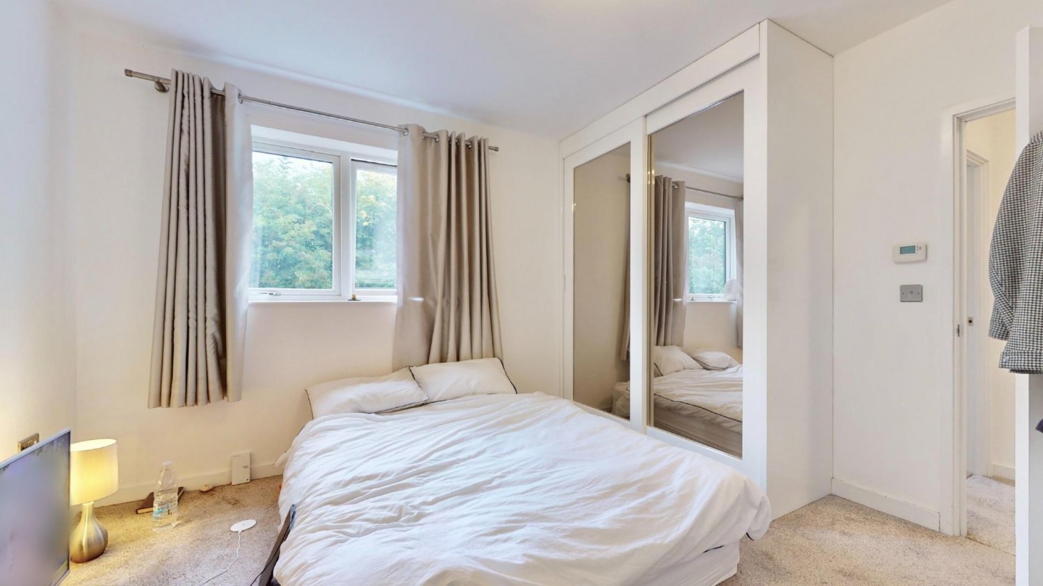 Hennessey Mews, Dagenham, RM8