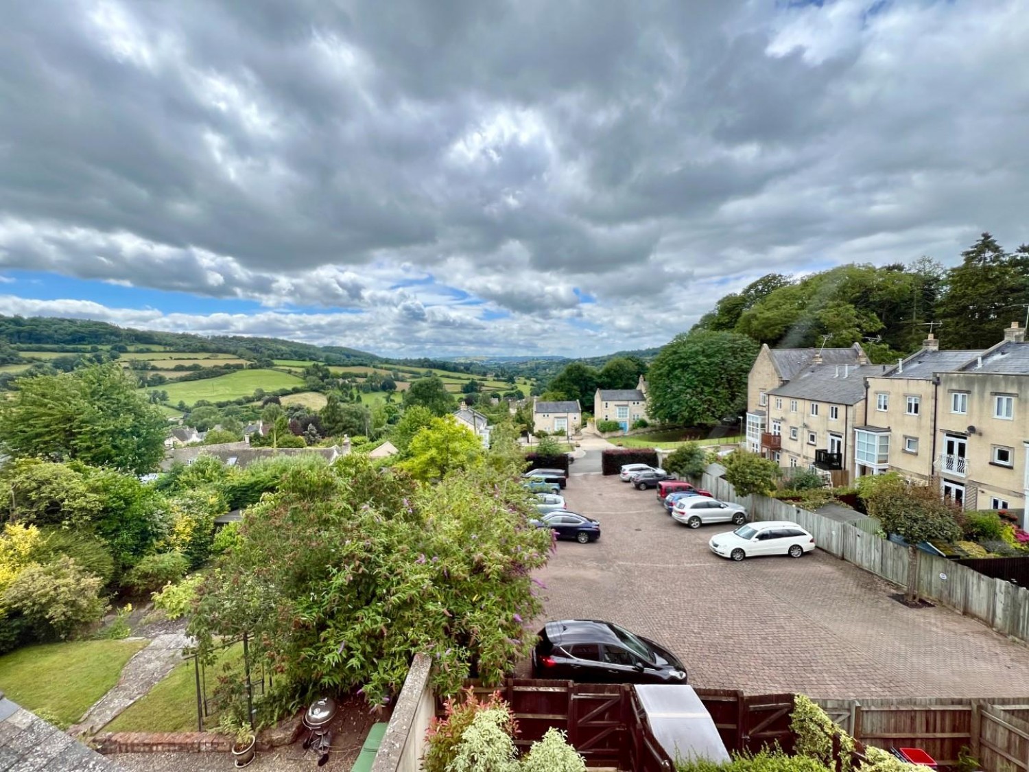 Stamages Lane, Painswick, Stroud, GL6 6UZ