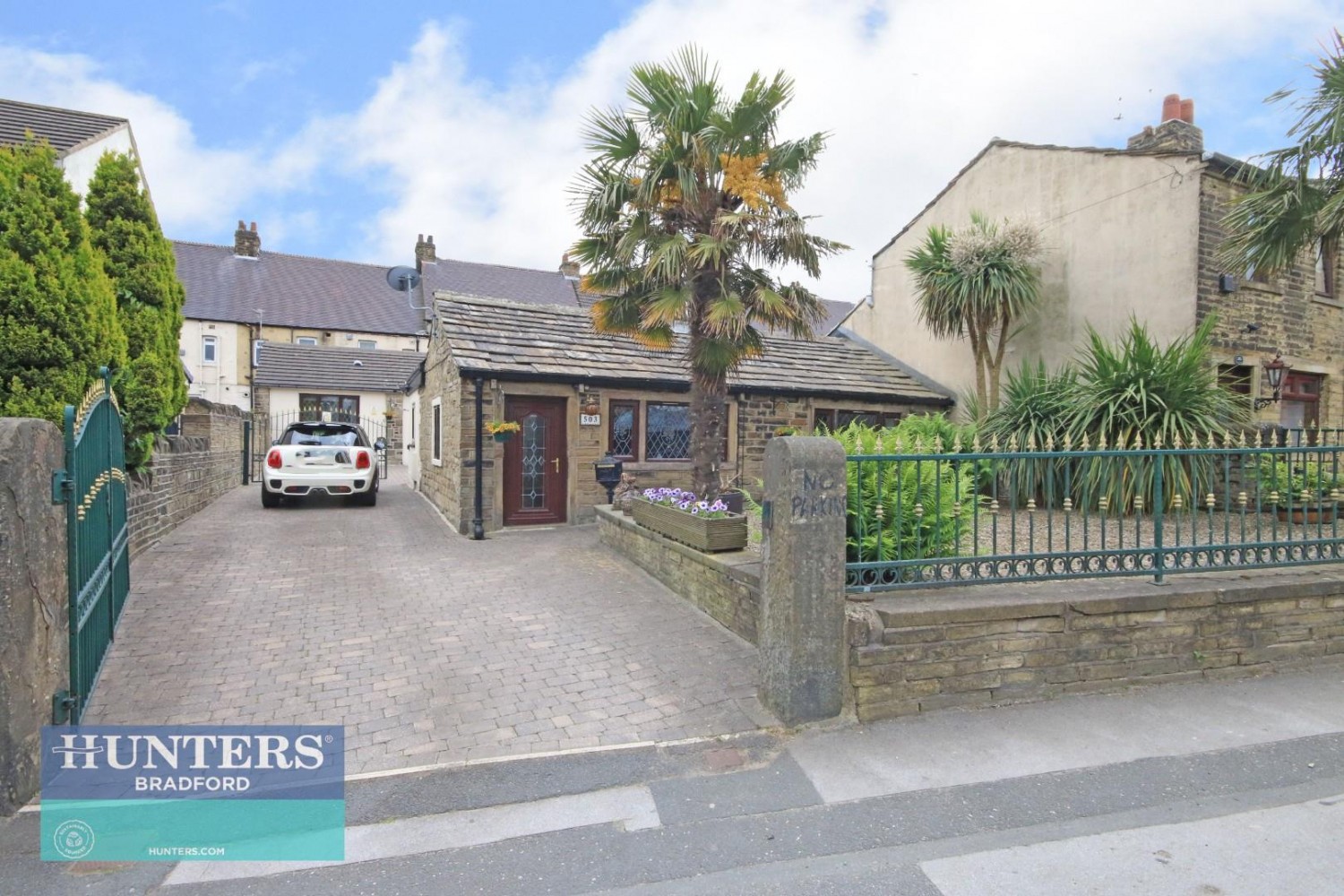 503 & 503A, Sticker Lane, Laisterdyke, Bradford, West Yorkshire, BD4 8RB